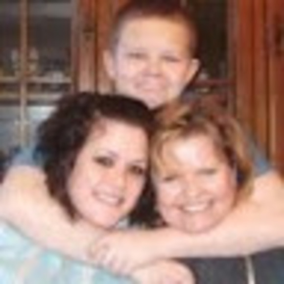 Meet your Posher, Debbie - Picture 1 of 1